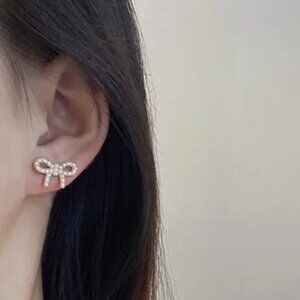 💗 Free With Purchase 💗 Faux Pearl Bow Stud Earrings - Gold Plated - New